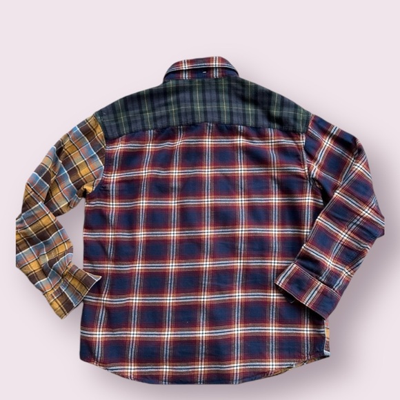 American Eagle Outfitters Men's Hooded Flannel Mismatch Pattern Shirt - Picture 13 of 14